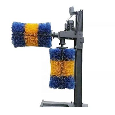 ミルクファームの牛の掻き刷り オートマティック・スクラッチャー 60cm